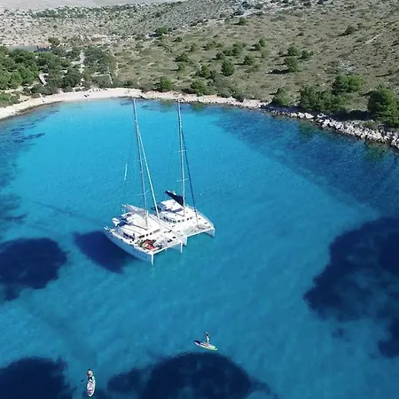Bådhotel Luxury Catamaran Lagoon 42, Ac & Gn Split
