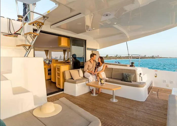 Luxury Catamaran Lagoon 42, Ac & Gn *