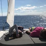 Luxury Catamaran Lagoon 42, Ac & Gn بوتيل *
